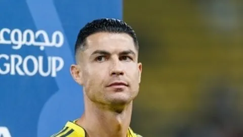 格列兹曼8年归来再战巴萨，国王杯半决赛梅开二度